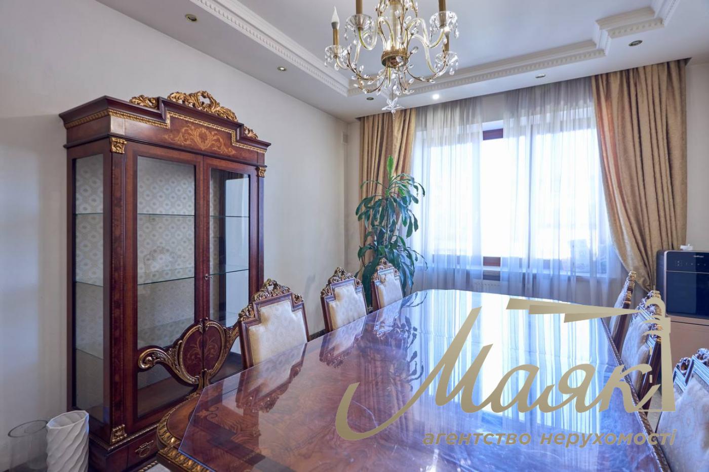 Оренда 4 кімнатної квартири, 163 м, Жилянська 30а, Голосіївський район