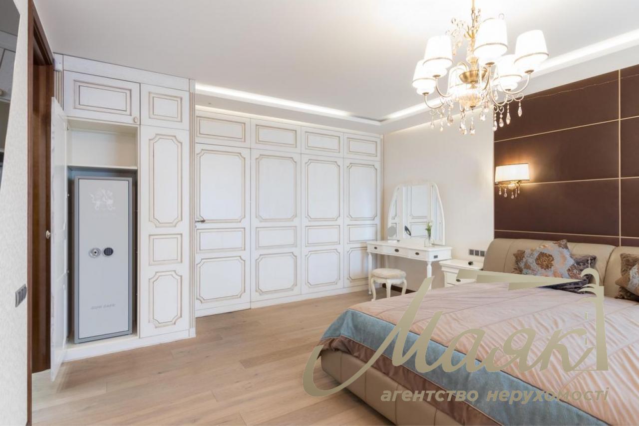 БЕЗ% Продаж 4 до квартири ЖК Златоустівський вул. Дмитрівська 75, 180м2, Шевченківський район