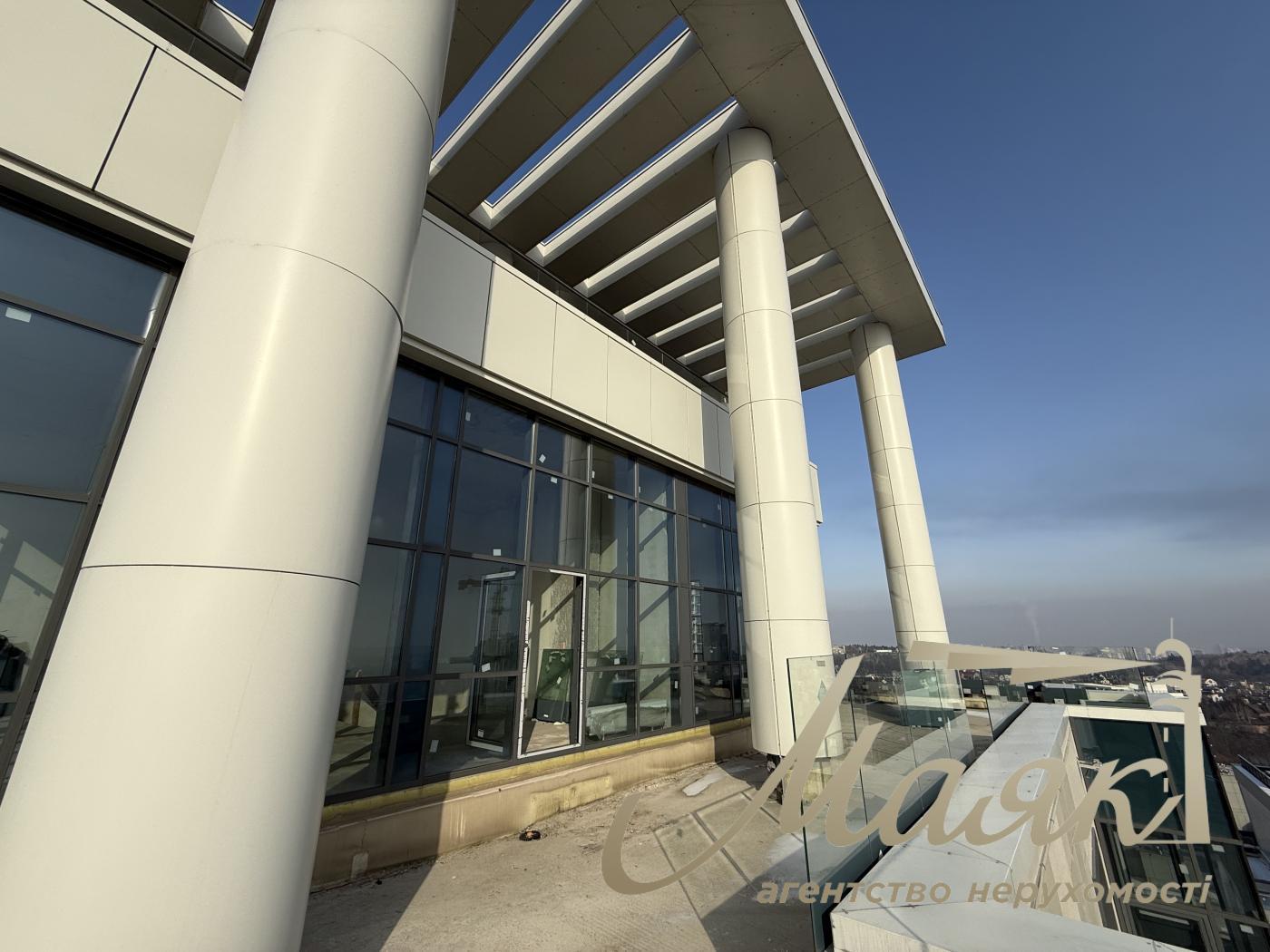 Sale of apartment/penthouse with view in residential complex Novopecherskie Lipki, Andreya Verkhoglyada street, Pechersky district, Kyiv