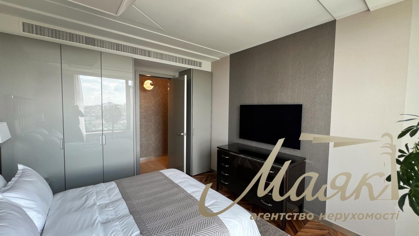 Продажа квартиры в ЖК TETRIS HALL, ул. Федорова, Печерск, Киев