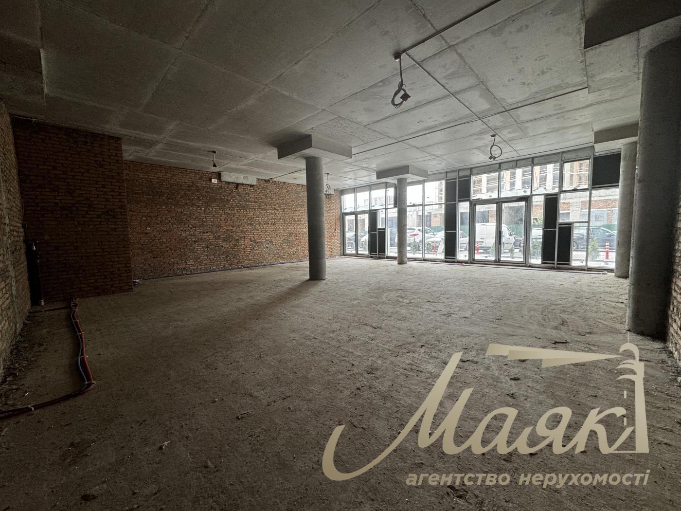 Sale of commercial premises (136m2) residential complex Novopecherskie Lipki, Dragomirova st., 19A