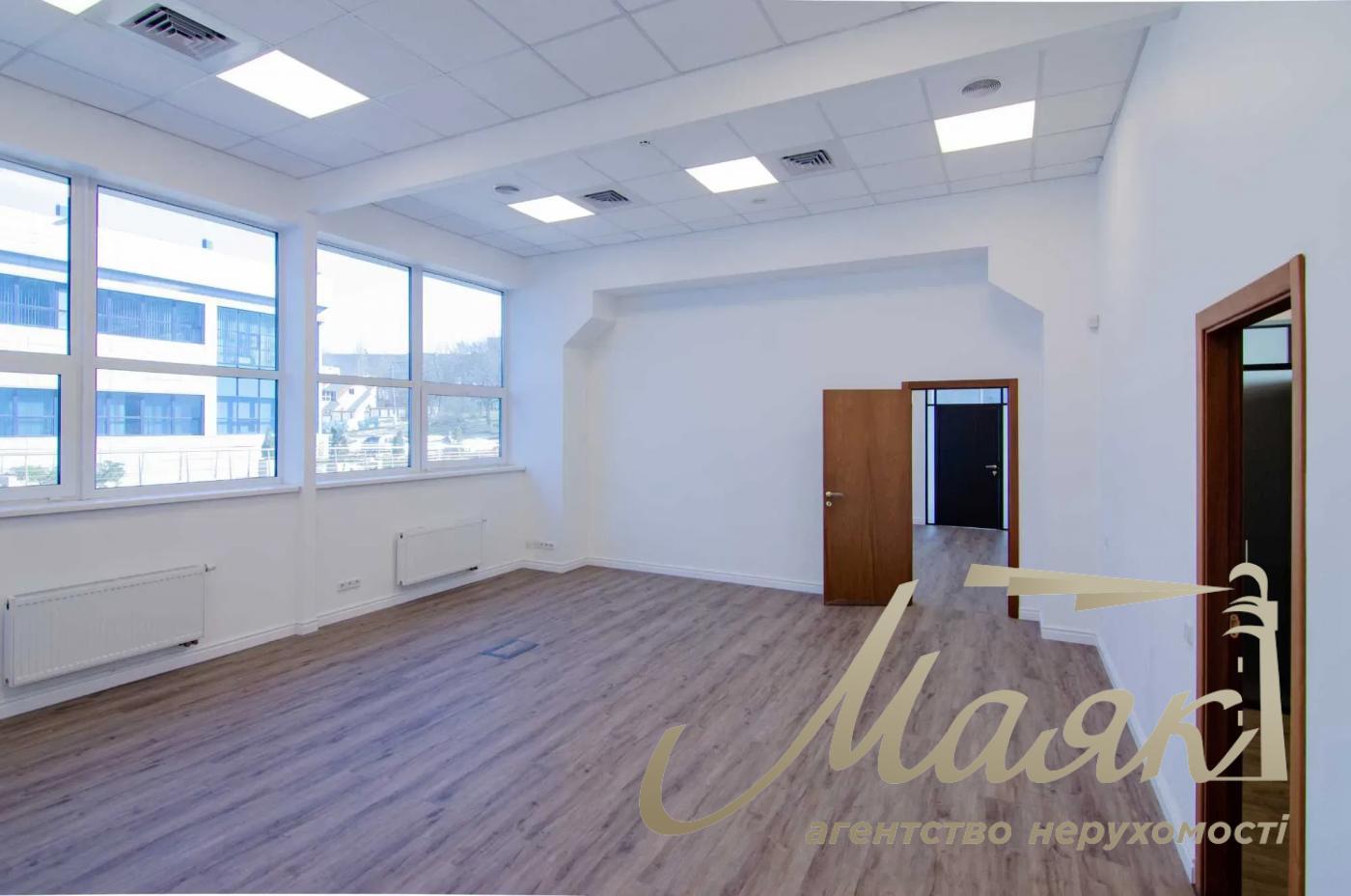 Аренда офиса 588м2 в бизнес-центре Victoria Park, пер. Ахтырский, Киев