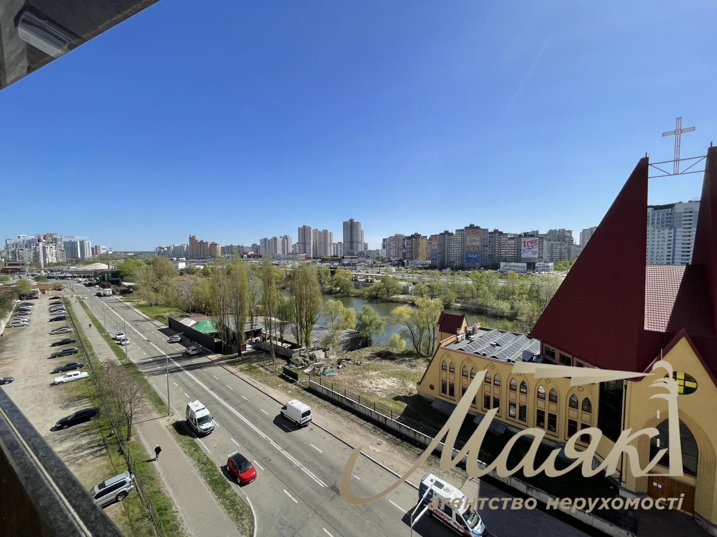 Rent penthouse str. Sribnokilska, Poznyaki, Osokorki
