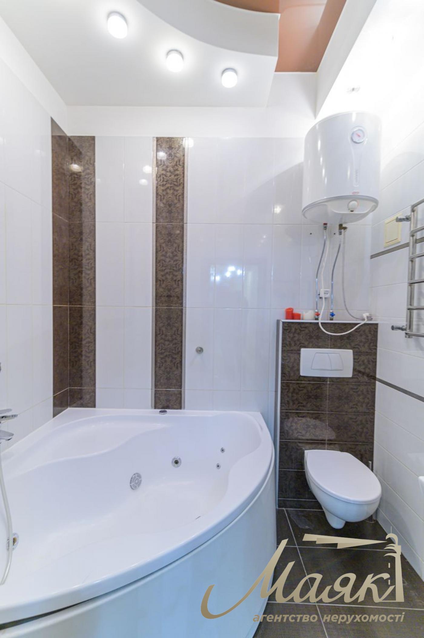 Продаж 3к квартири вул. Чорновола, Лук'янівка