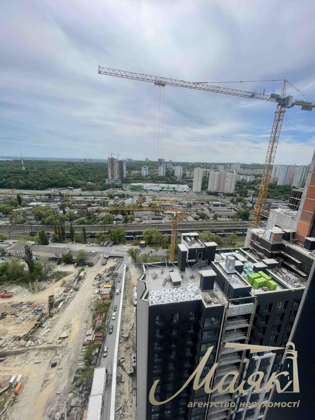 Продаж 3-к квартири в ЖК Nordica, Печерськ, Центр