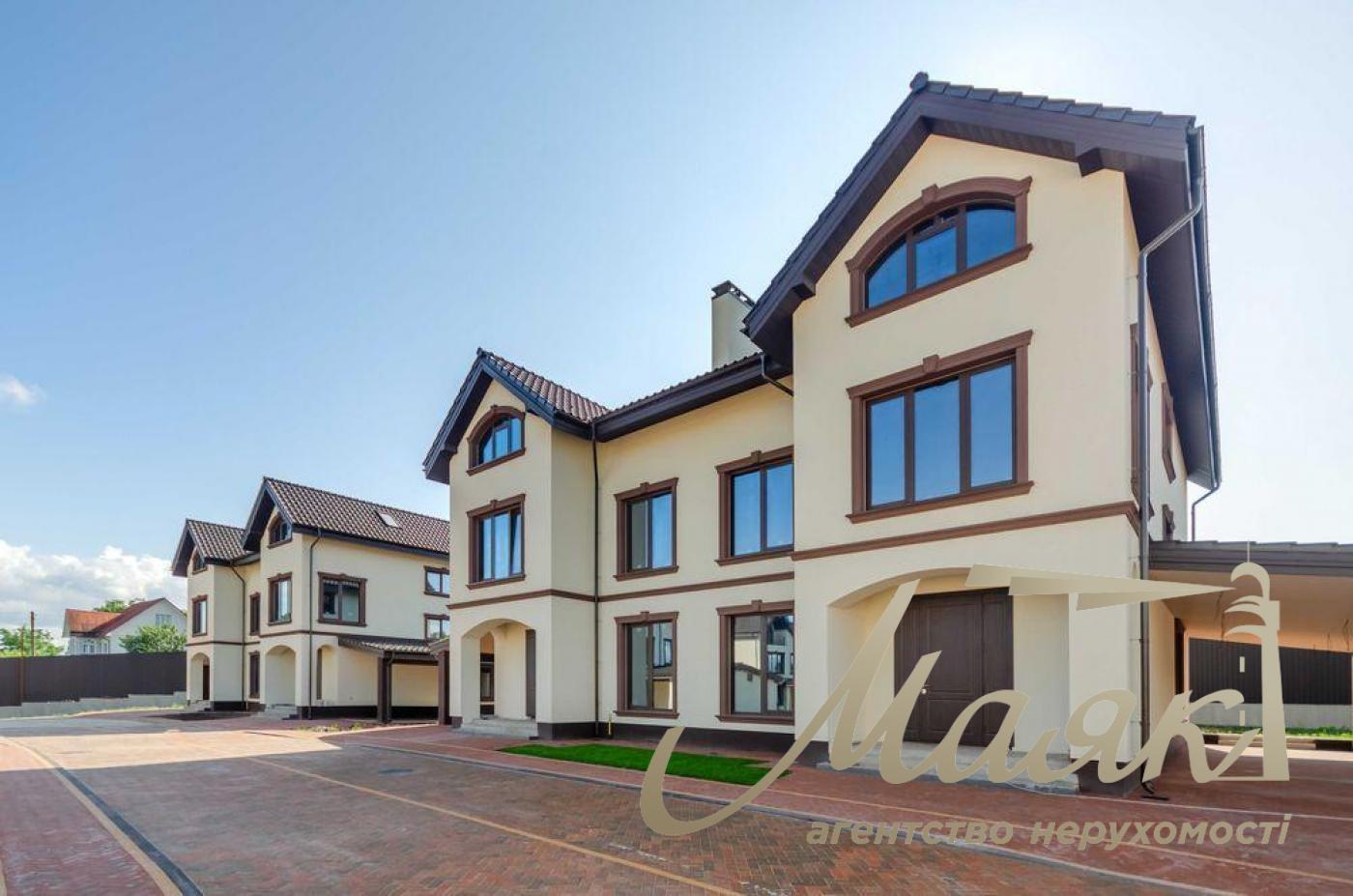 Продаж 3х-поверхового будинку вул. Бродівська, с. Чапаївка, Київ
