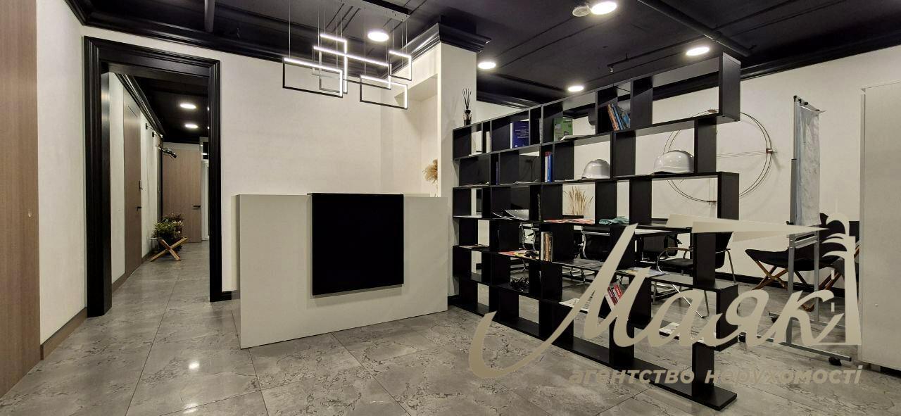 Аренда офиса 190м2 в ЖК Покровский Посад, ул.Глибочицкая.