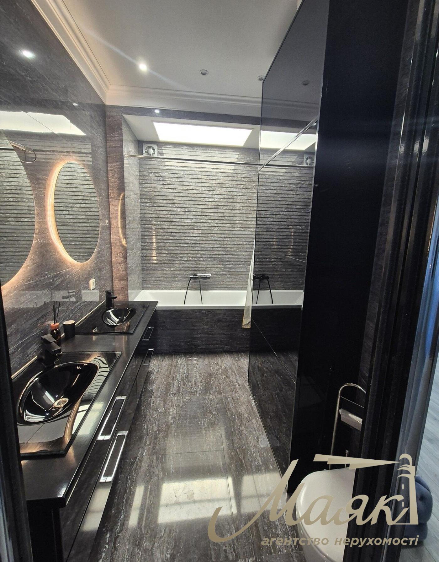 Rent duplex 3-bedroom apartment 150m2 Residential Complex Podol Grad str. Degtyarnaya 7