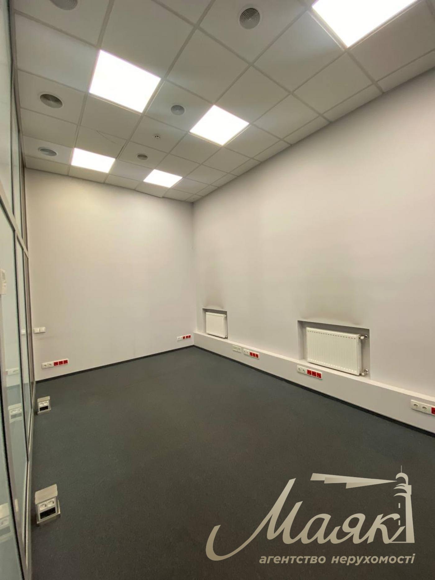 Rent commercial premises 500m2 in Pechersk