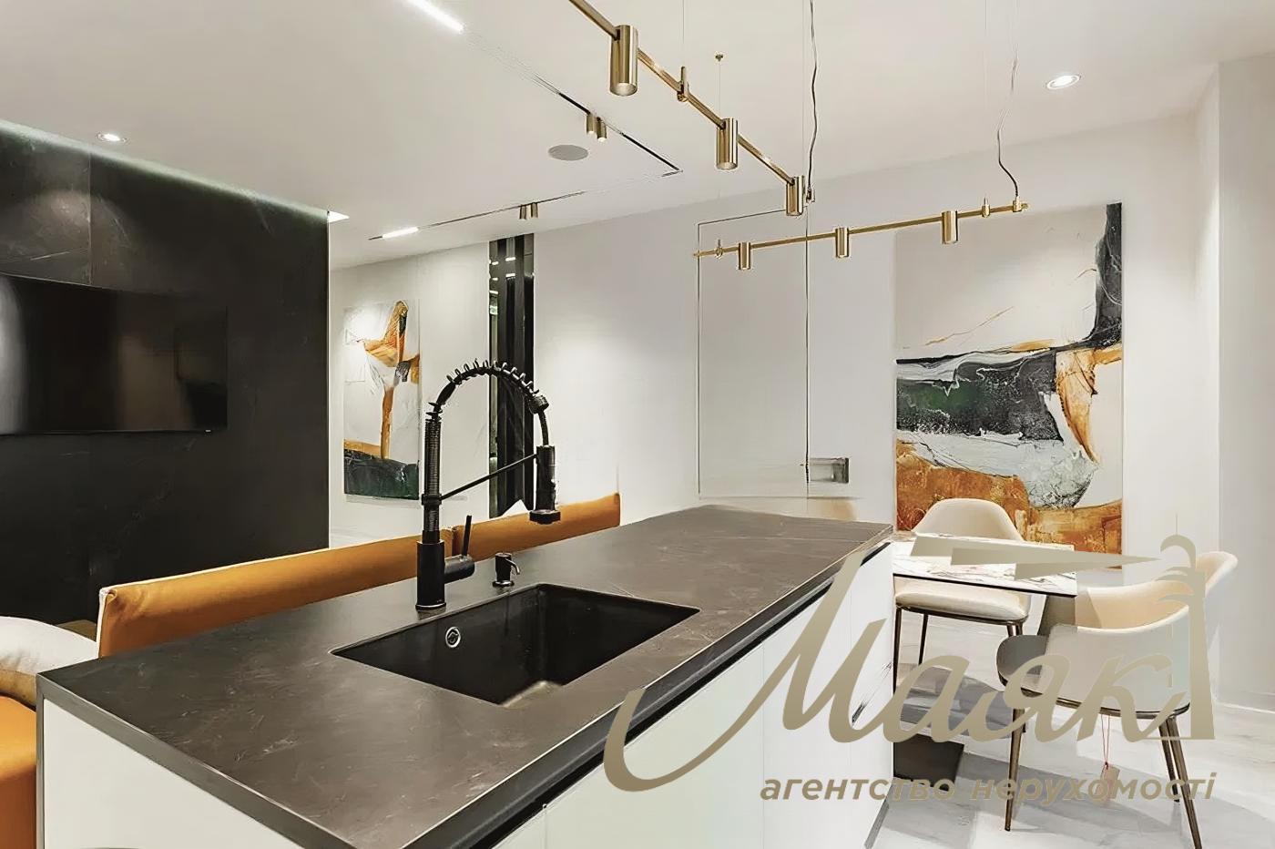 Rent 3k apartment Residential Complex Boulevard of Fountains, 100m2 Sapernoe Pole str., Pechersk