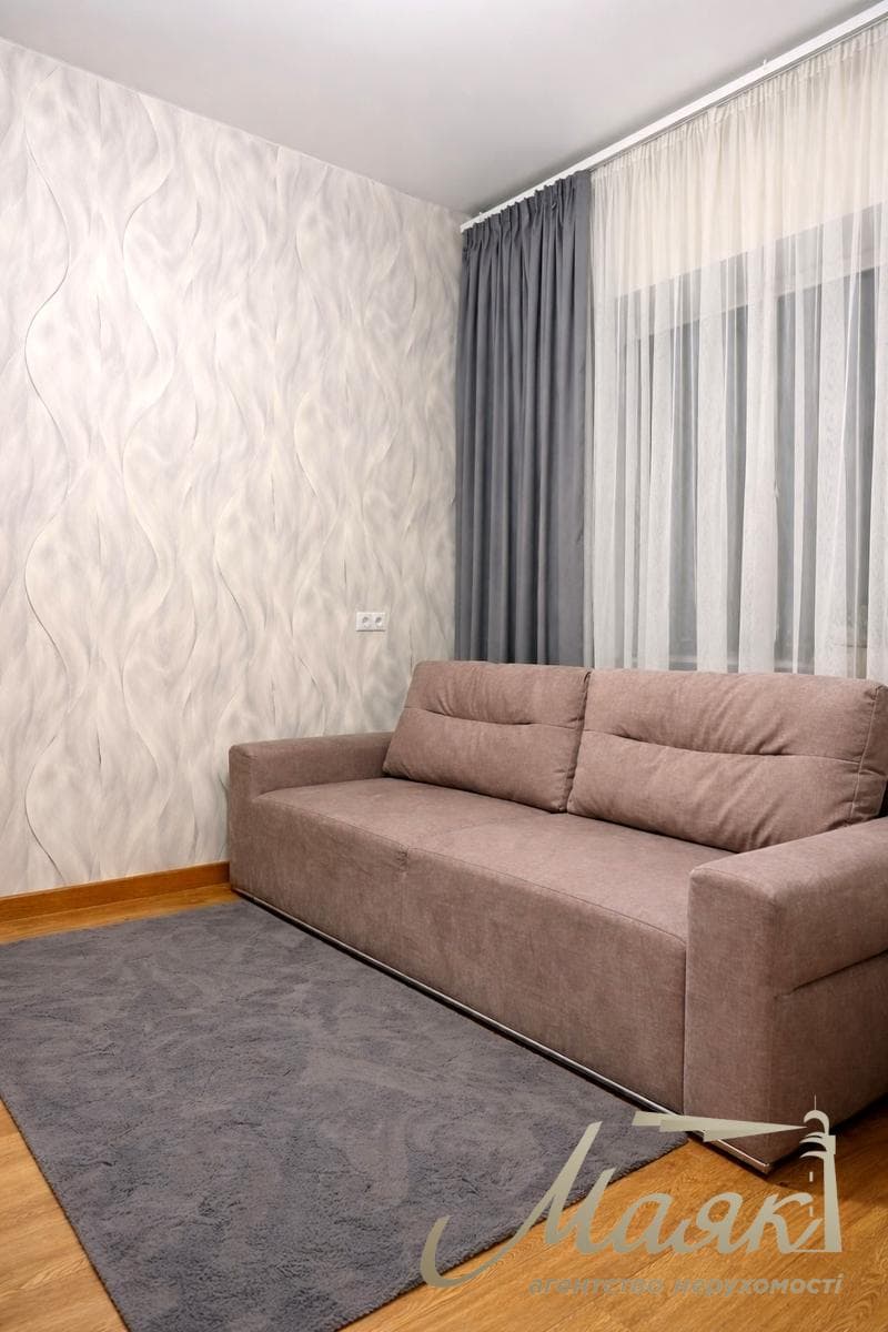 Киев Петровский пер., 10