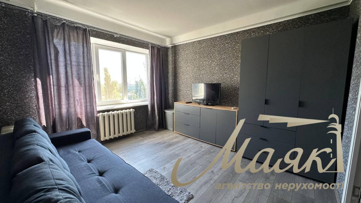 Продажа 3-комнатной квартиры Харьковское шоссе 21/1, Дарницкий район