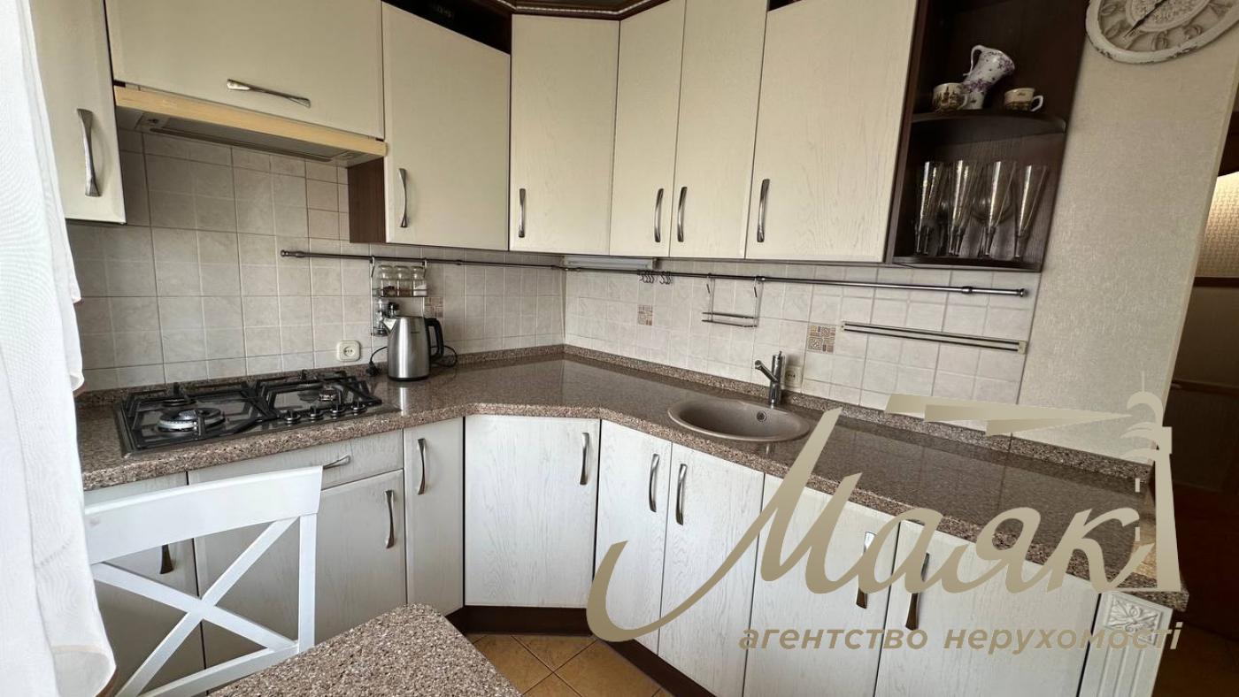 For sale 3-room apartment 57m2, Obolonskyi district, Ivasyuka 15A