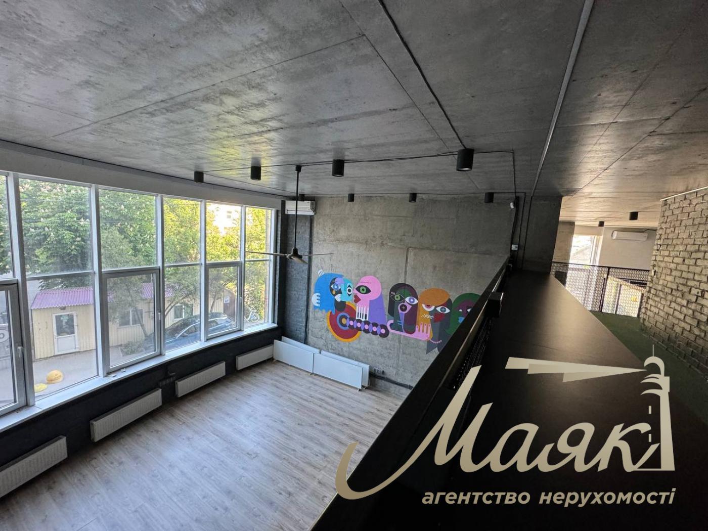 Sale of commercial premises 160 m2 in residential complex Prestige Hall, Tyutyunnika 37/1, Center