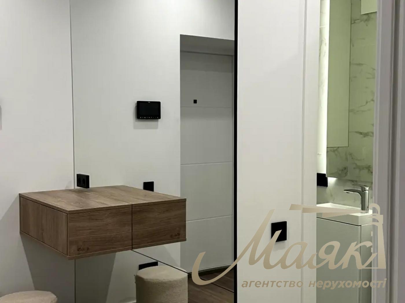 Аренда 2к квартиры 50 м², ул. Старонаводницкая, Печерск