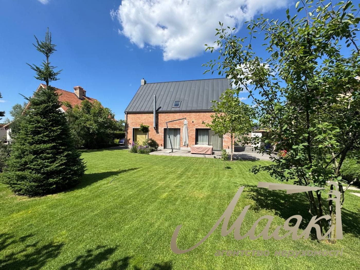 4-Bedroom, 2-Story House for Rent in Kyiv