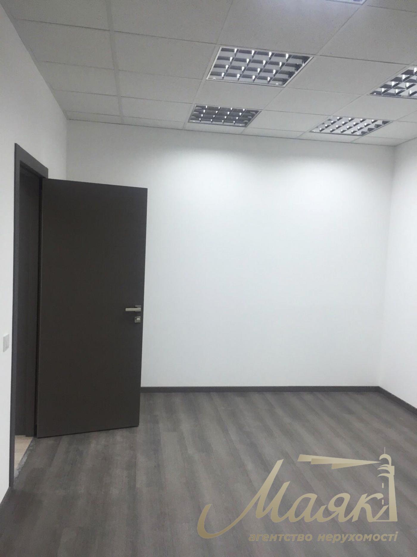 Оренда офісу 340м2 у БЦ Карнегі, вул.Кловський узвіз 7.