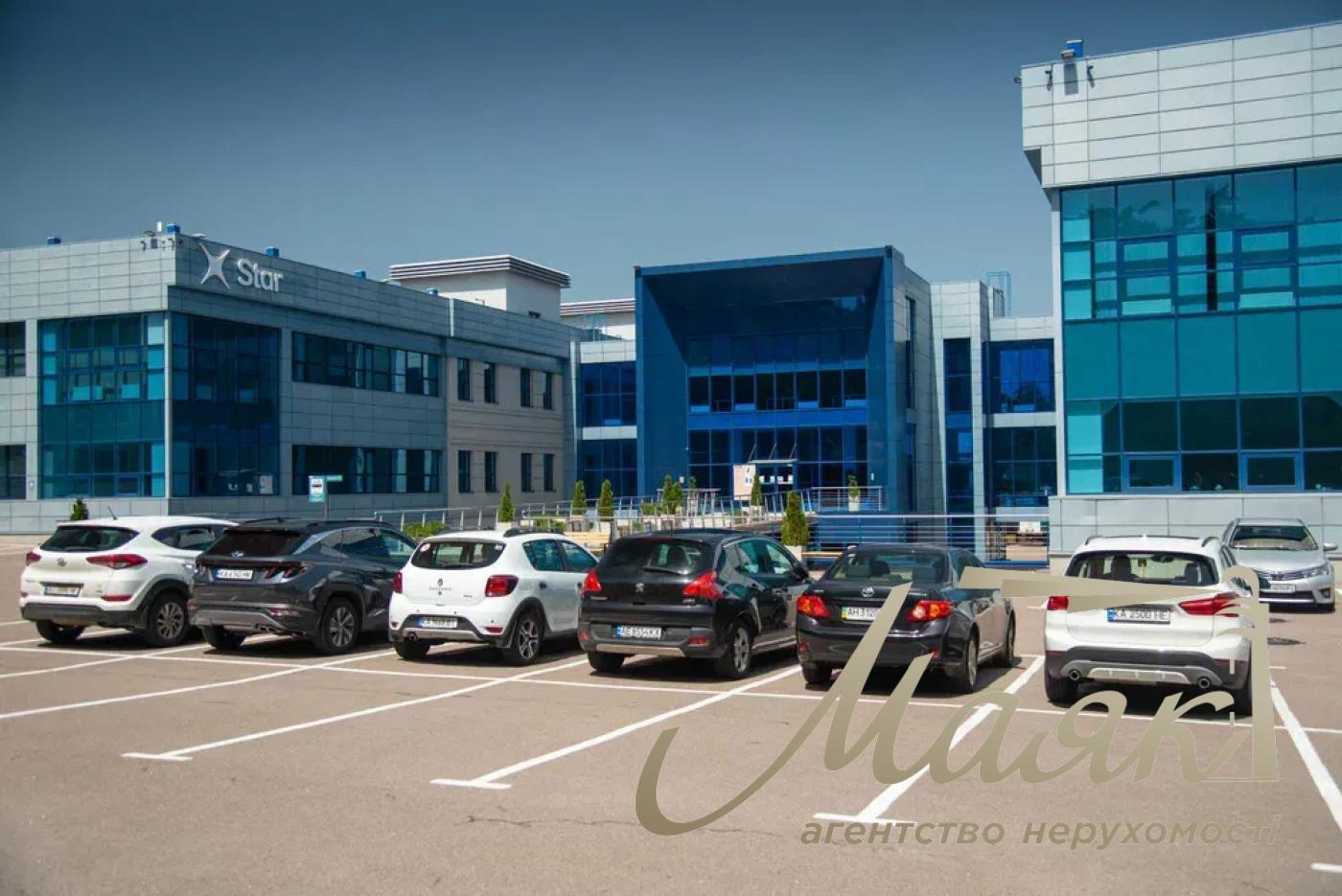 Аренда офиса 588м2 в бизнес-центре Victoria Park, пер. Ахтырский, Киев
