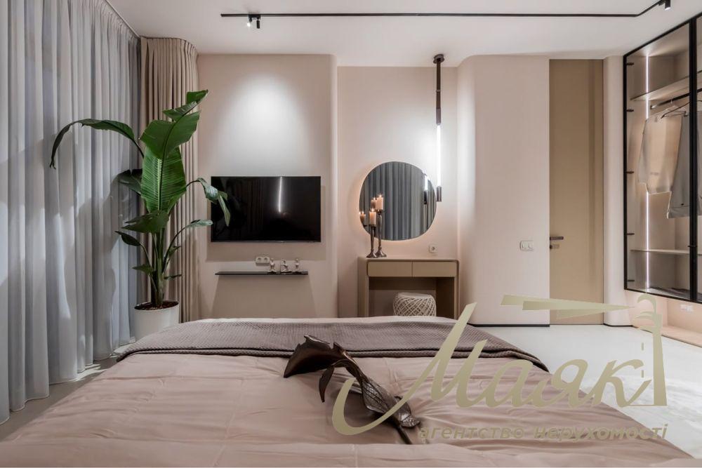 For sale 3-room apartment in Residential Complex Novopecherskie Lipki