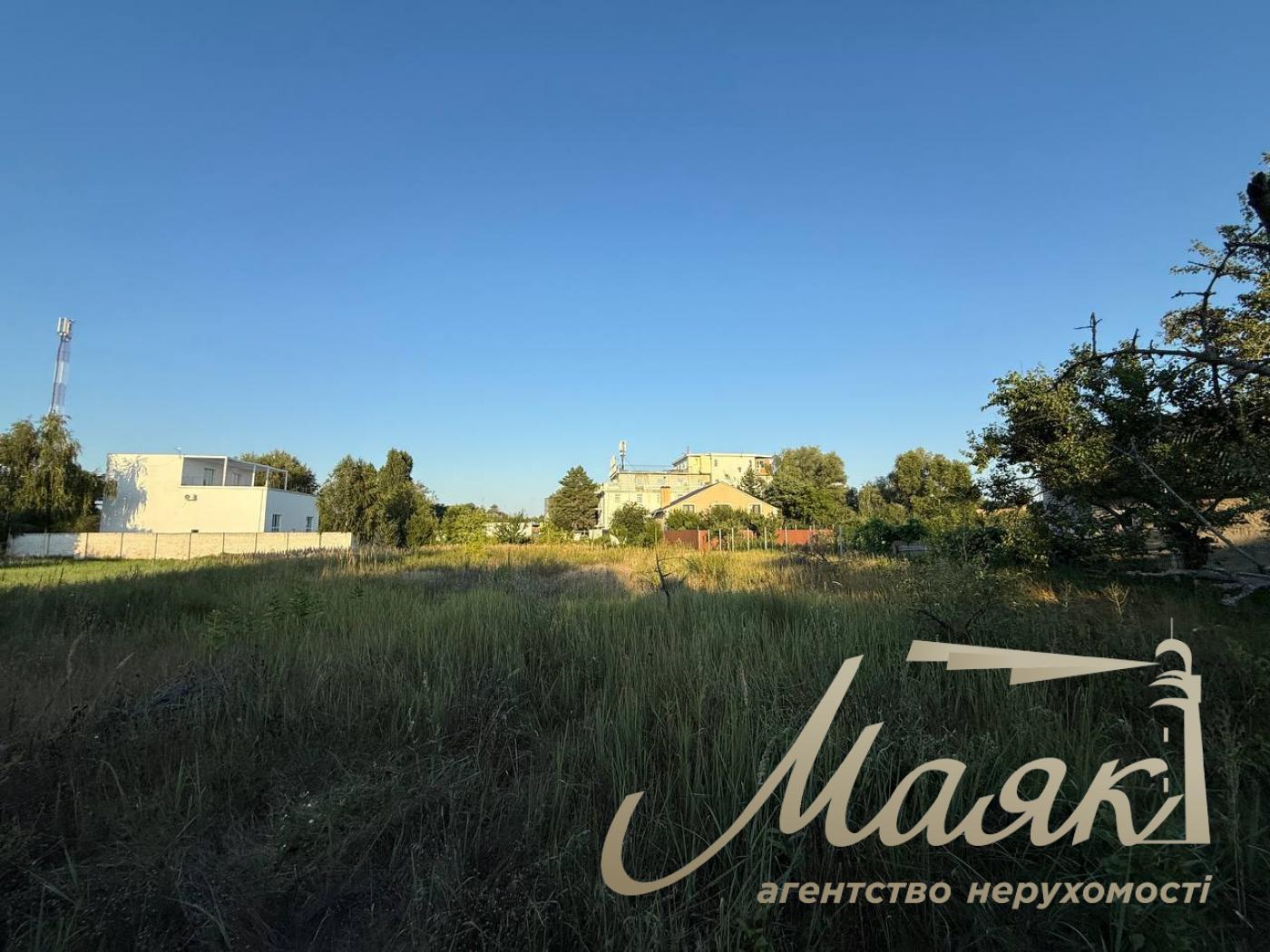 Продажа дома 68.4м2 и земельного участка 21 сотка в с. Подгорци ул. Боровхова, Обуховское направление.