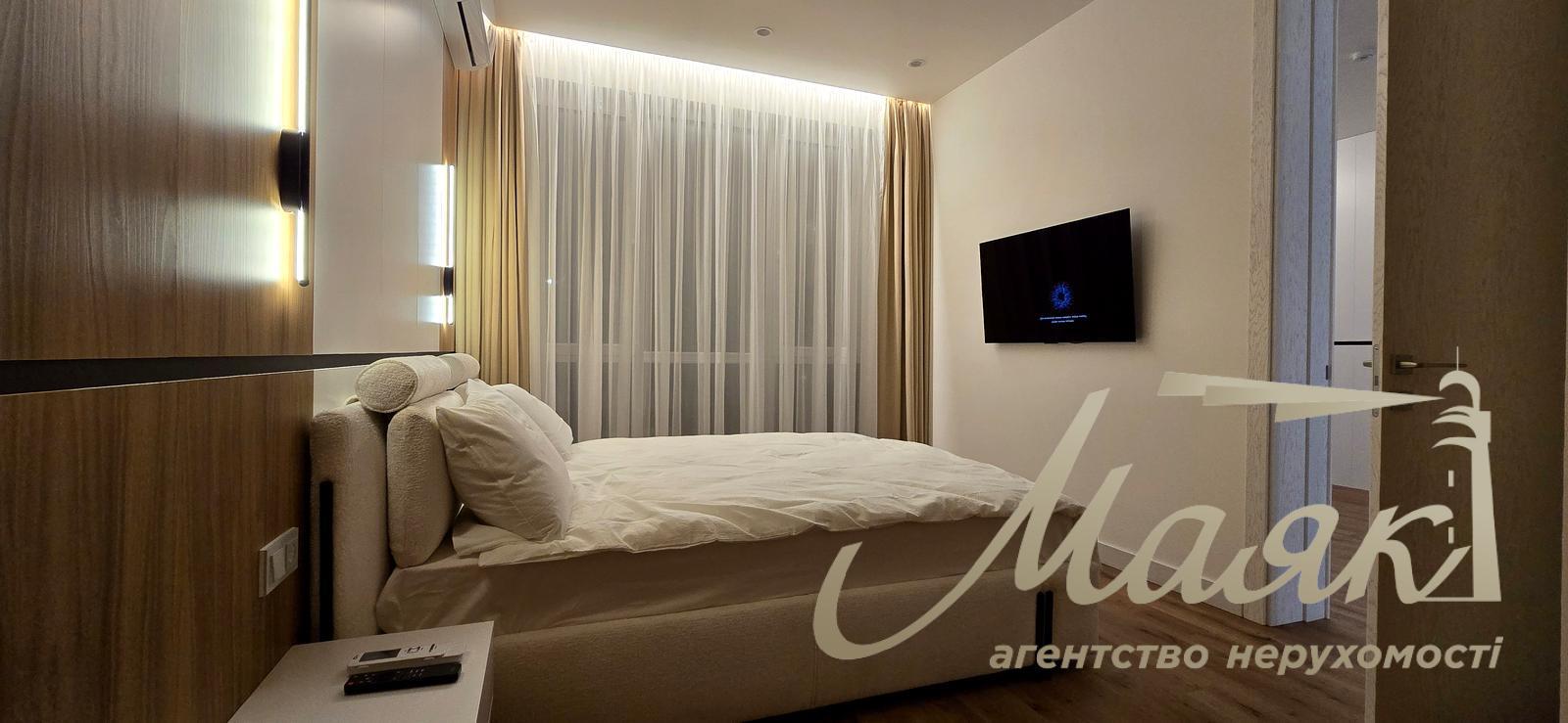 Продаж 2-х кімнатної квартири в ЖК Ярослав Град вул. Бульварно-Кудрявська (Воровського), 17-А