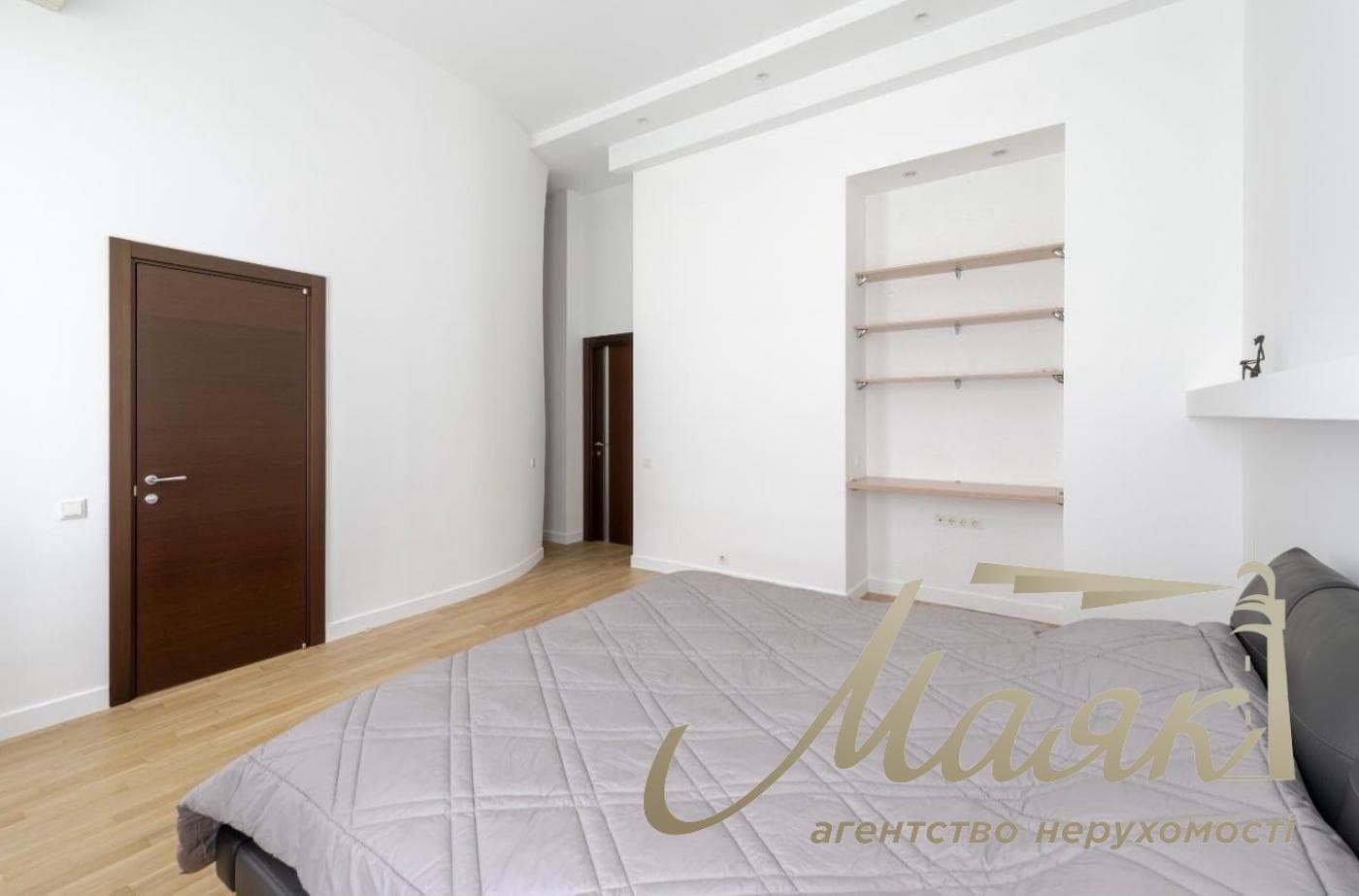 Оренда 3-кімнатної квартири площею 95 м², вулиця Антоновича, 23