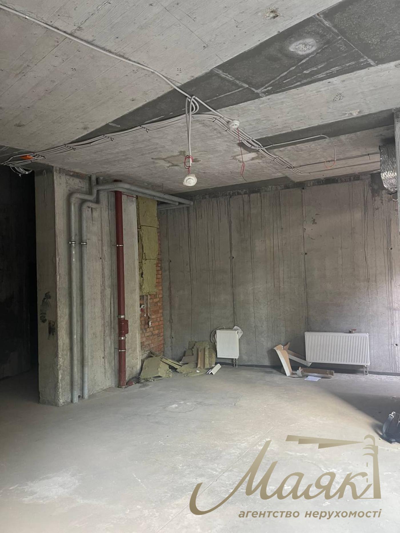 Продажа коммерческого помещения 83м2 в ЖК Busov Hill