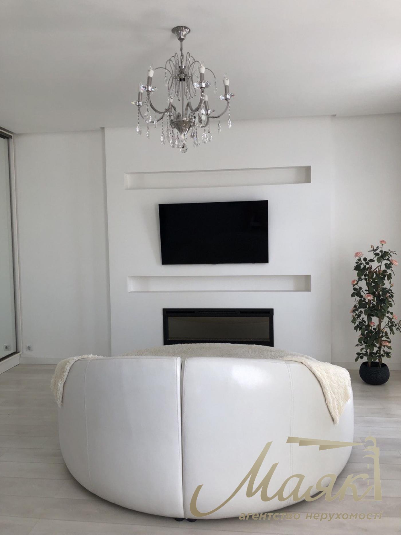 Studio apartment for sale on Olimpiyskaya, Bolshaya Vasilkovskaya str.