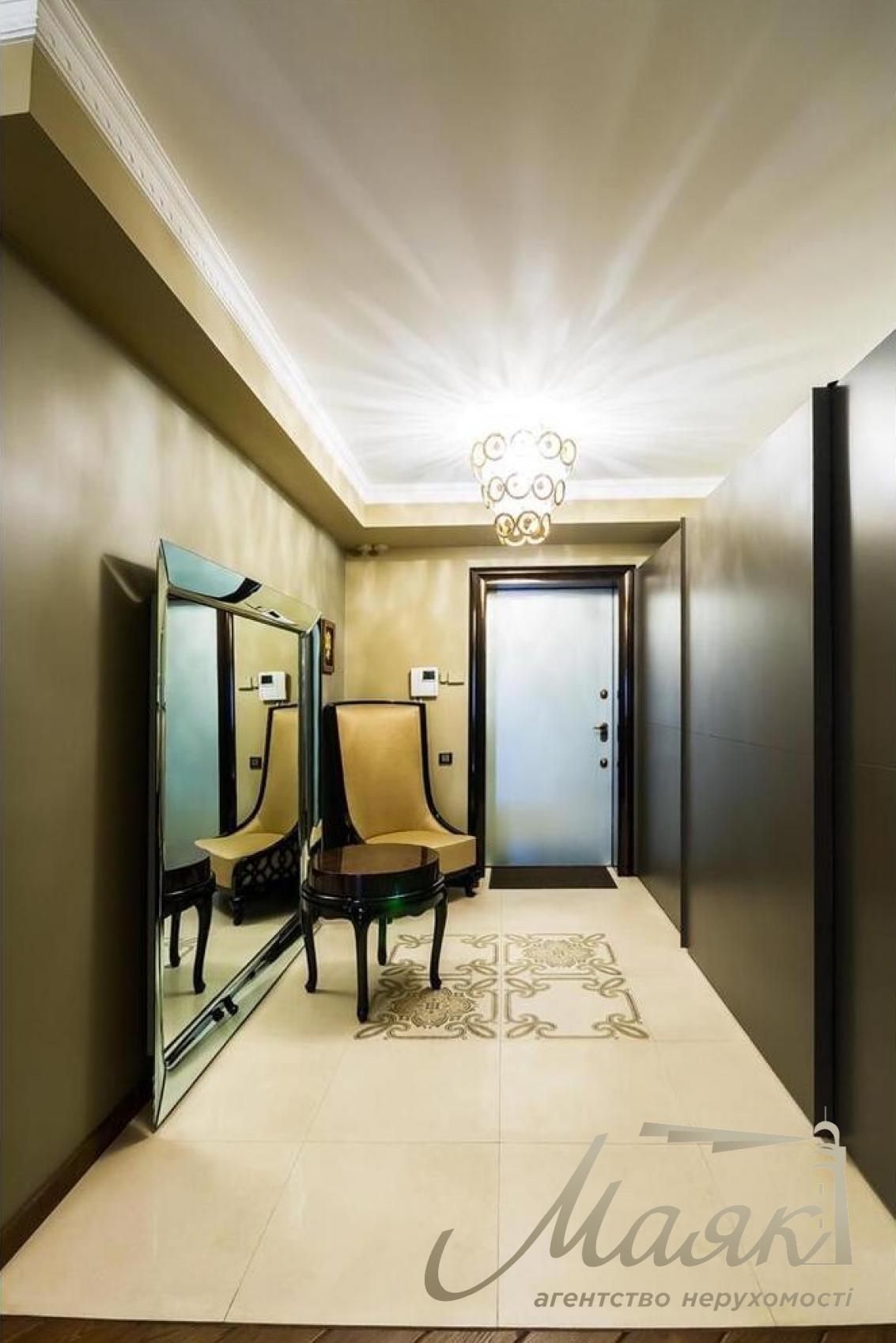 Продаж 3х кімн. квартири 195 м2 в ЖК Липська вежа, вул. Інститутська 18а