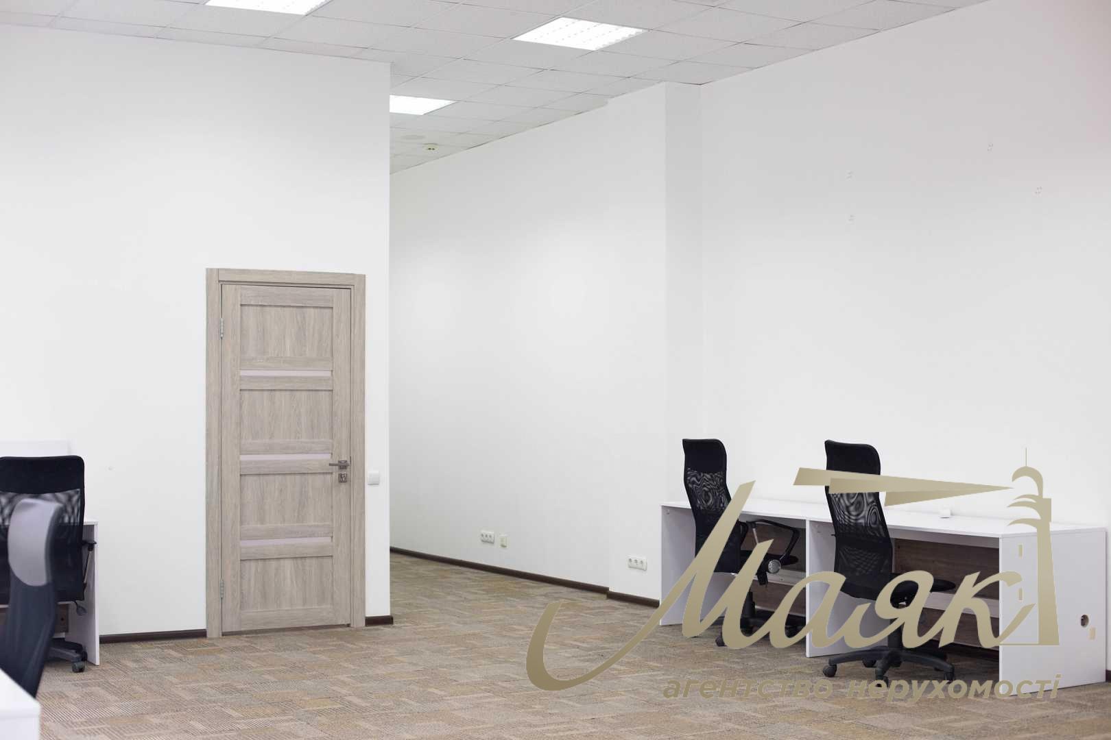 Office for rent 165m2 in BC Business City, Pimonenka 13