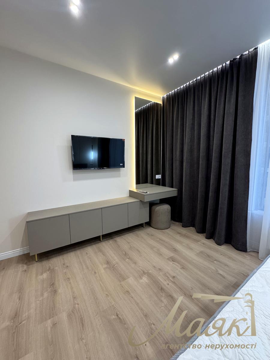 Аренда 3х-комнатной квартиры в ЖК «Новопечерские Липки» ул. Андрея Верхогляда/Драгомирова 15Б, Печерский район.