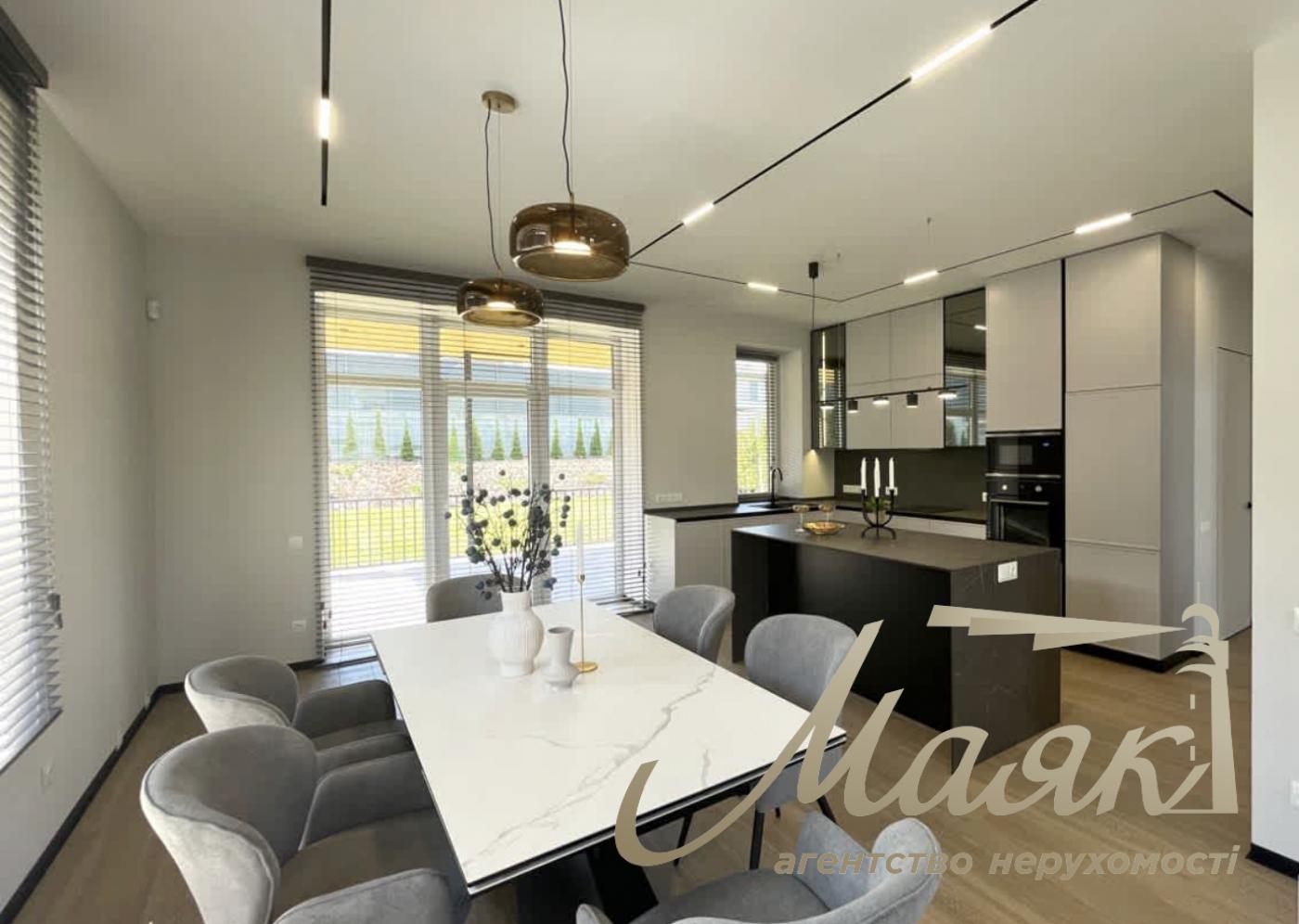 Продажа дома 305м2 в КГ "Новая ходосовка"с.  Ходосовка, Киево-Святошинский район