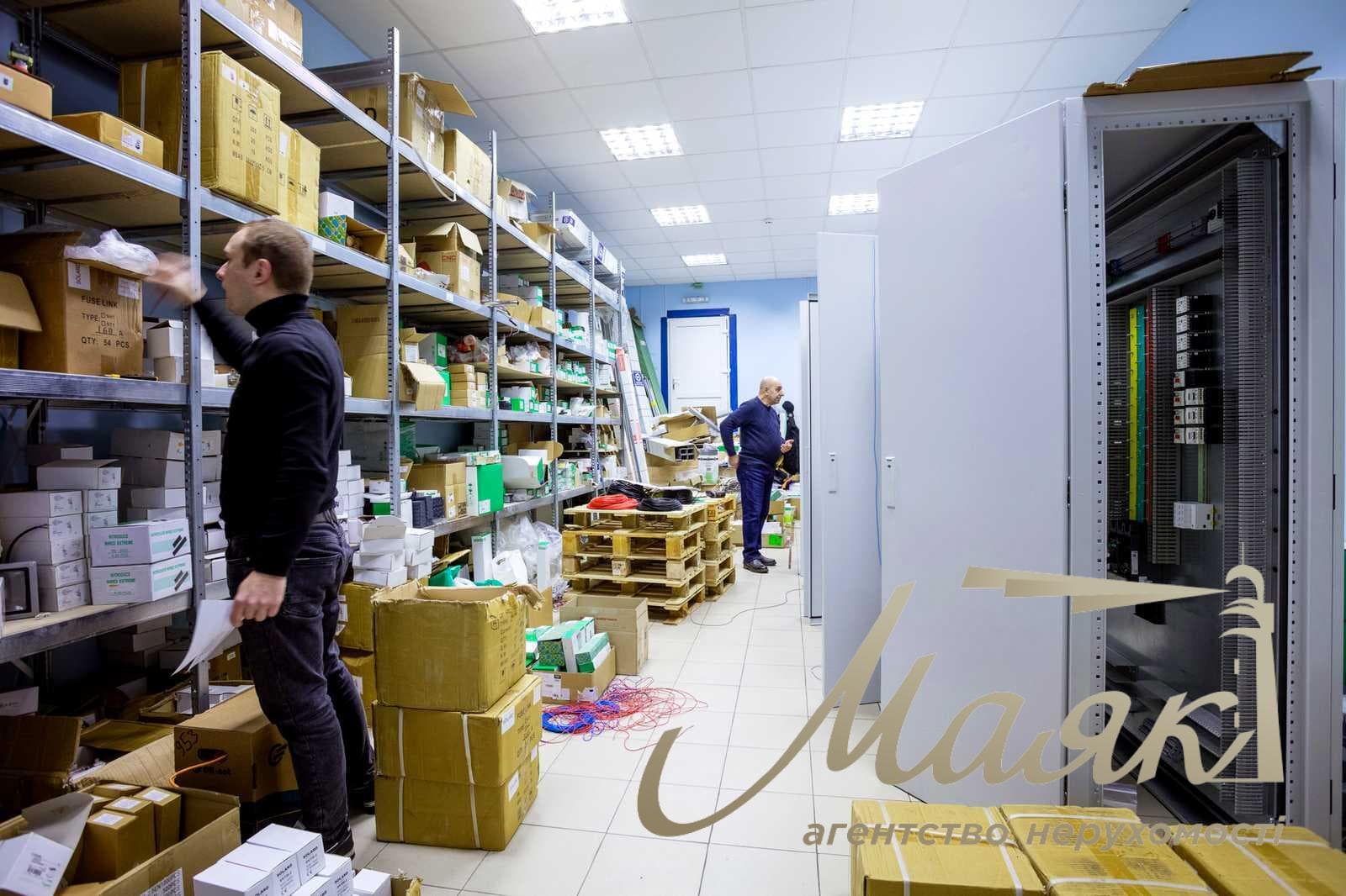Оренда офісу площею 238 м² на вул. В'ячеслава Черновола, 25, Шевченківський