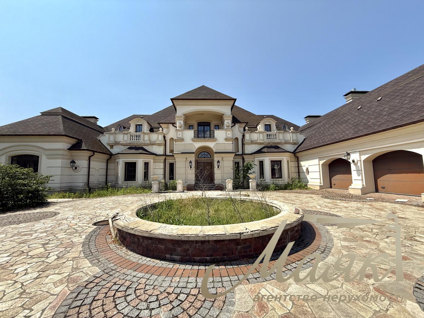 Продаж будинку біля води 1200 кв.м у Кончі-Заспі | Свій пляж і вихід до води