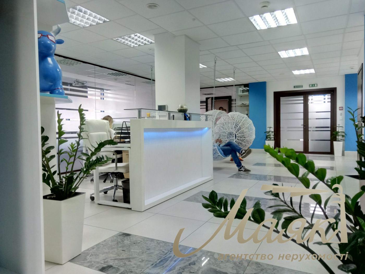 Оренда 2х поверхового офісу 541м2 БЦ Sunflower, пр-т Науки, 3, Голосієво
