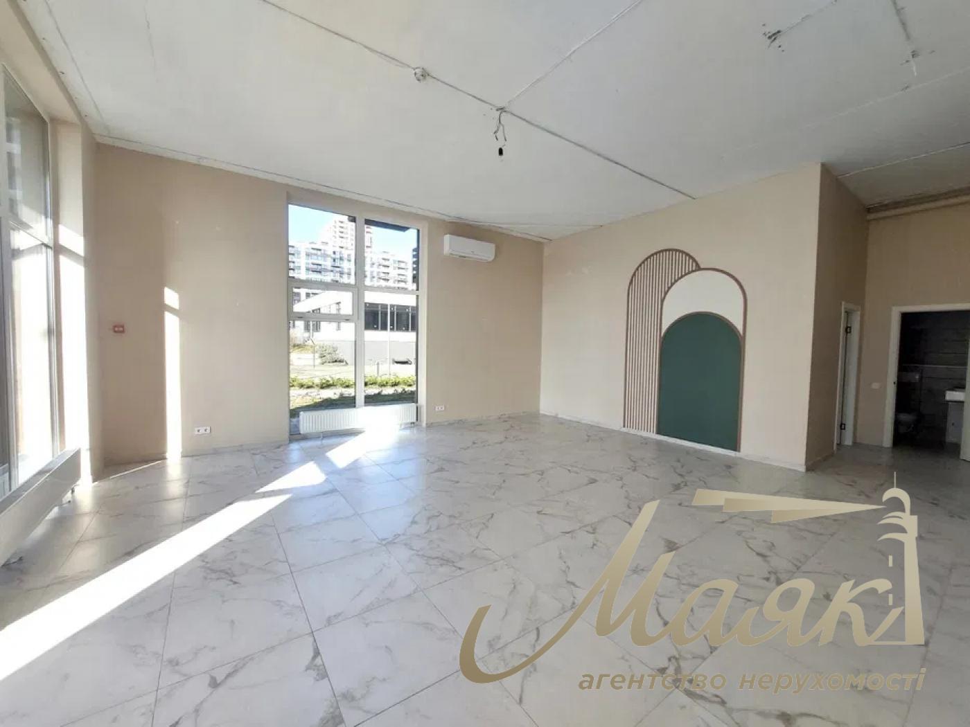 Аренда фасадного помещения 72 м.кв. ЖК Варшавский