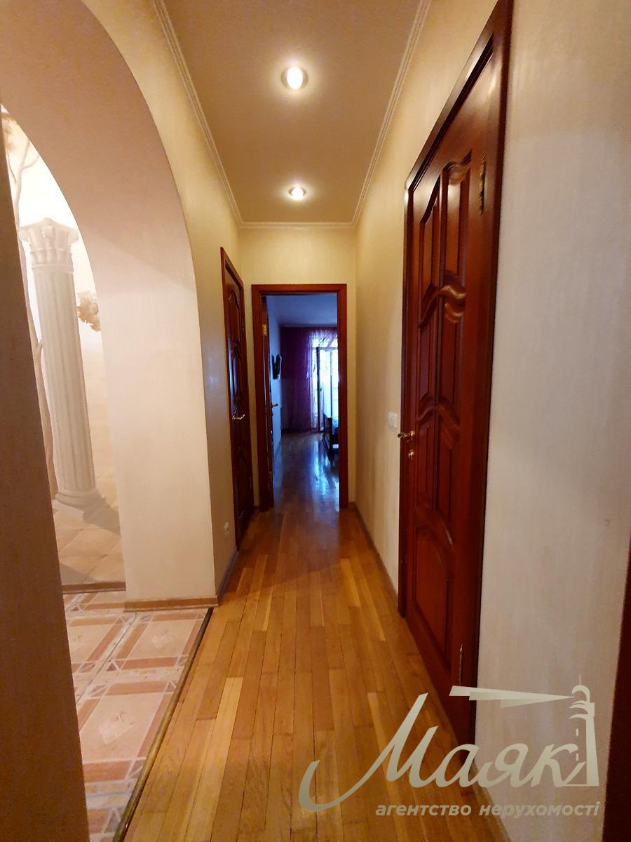For sale 3-room apartment 107m2, Poznyaki, Anna Akhmatova str. 16-B, Darnytskyi district