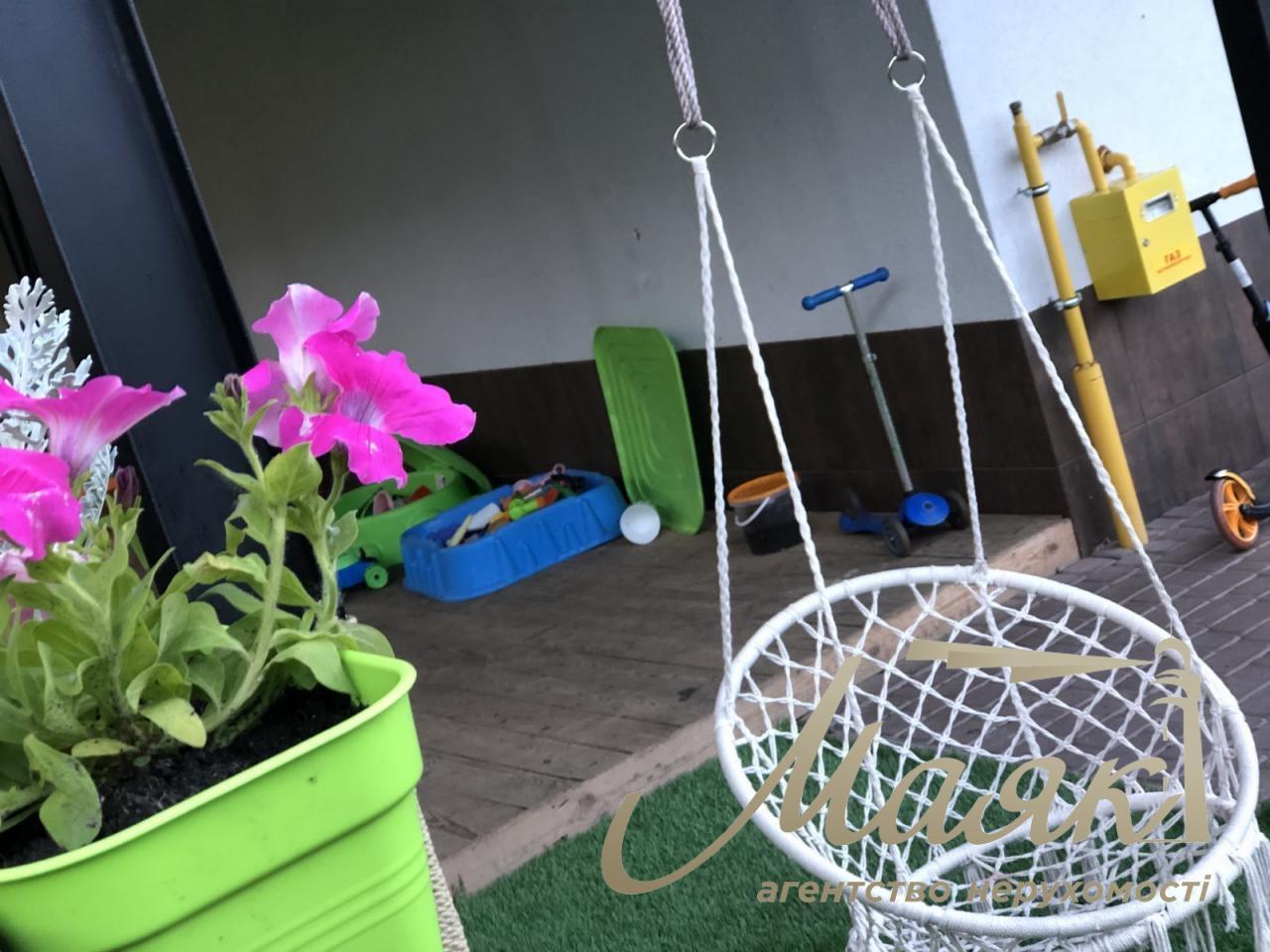 Продажа Коммерция 415м2/ ул. Караваева, Караваевы дачи, г. Киев