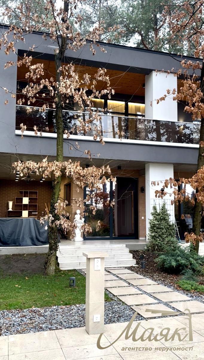 Оренда заміського будинку 215м2 з басейном у престижному передмісті Києва, Обухівський напрямок.