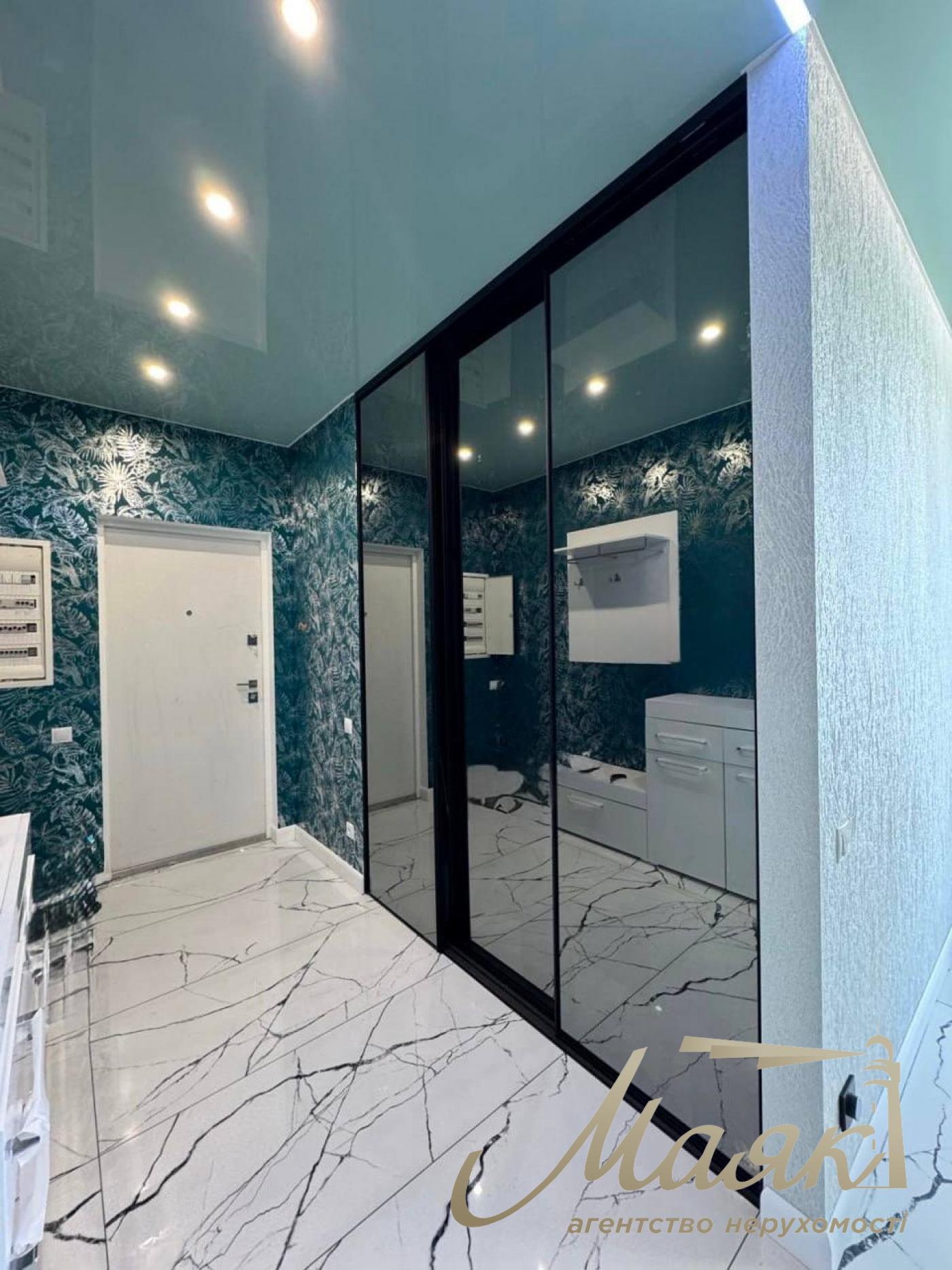 Продаж 2к квартири в ЖК Республіка з ремонтом