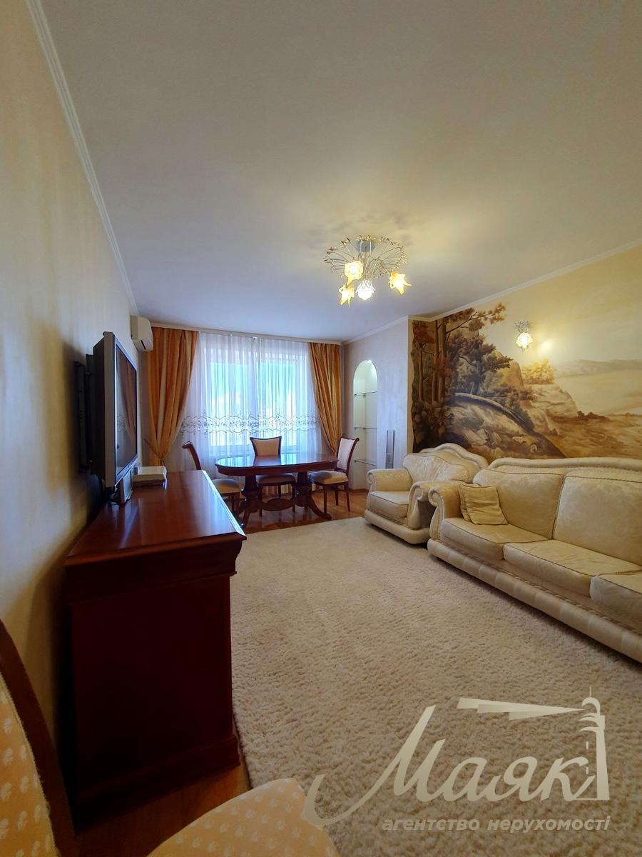 For sale 3-room apartment 107m2, Poznyaki, Anna Akhmatova str. 16-B, Darnytskyi district