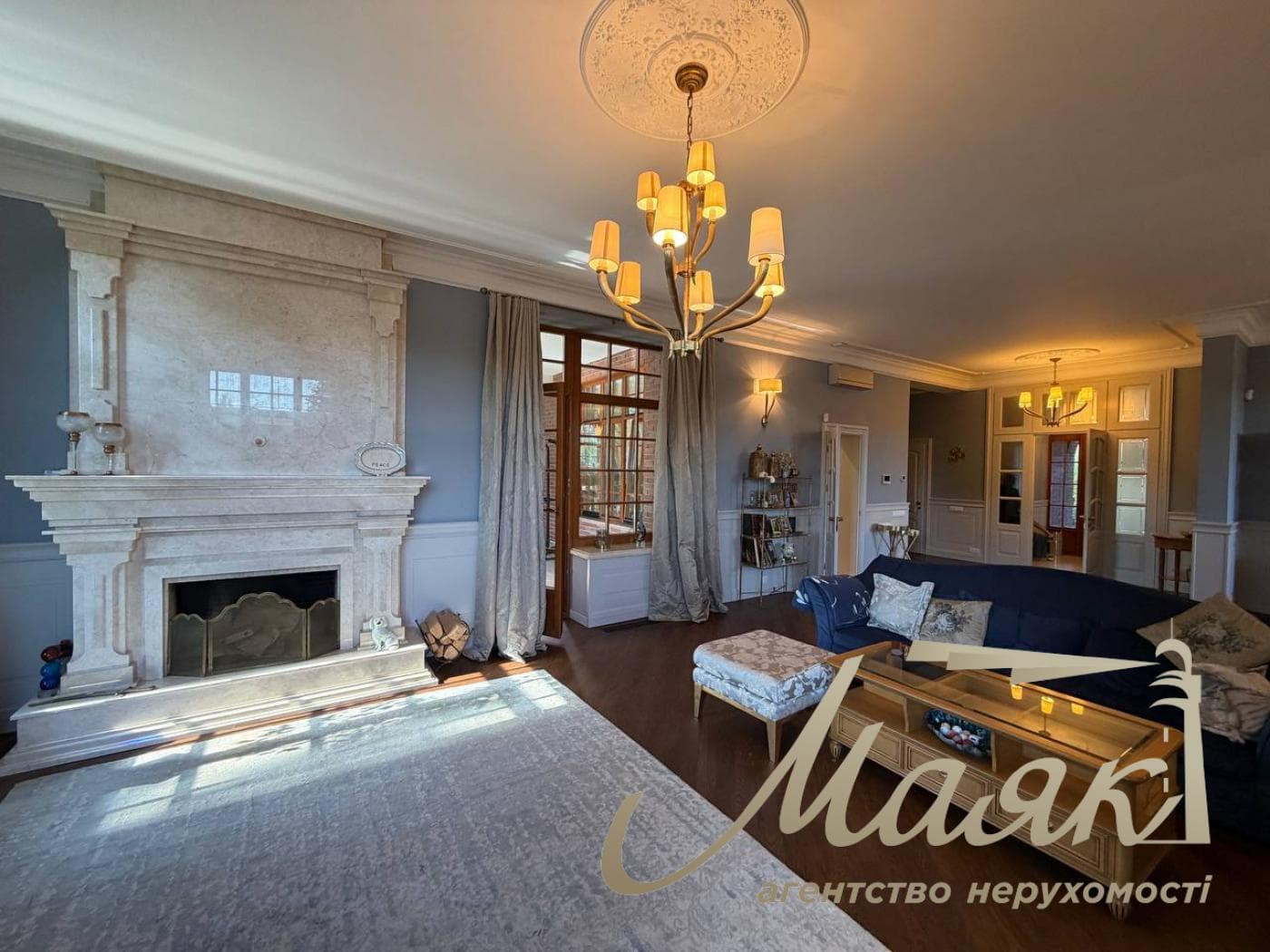 Продаж 2-поверхового будинку площею 466 м², Лісники