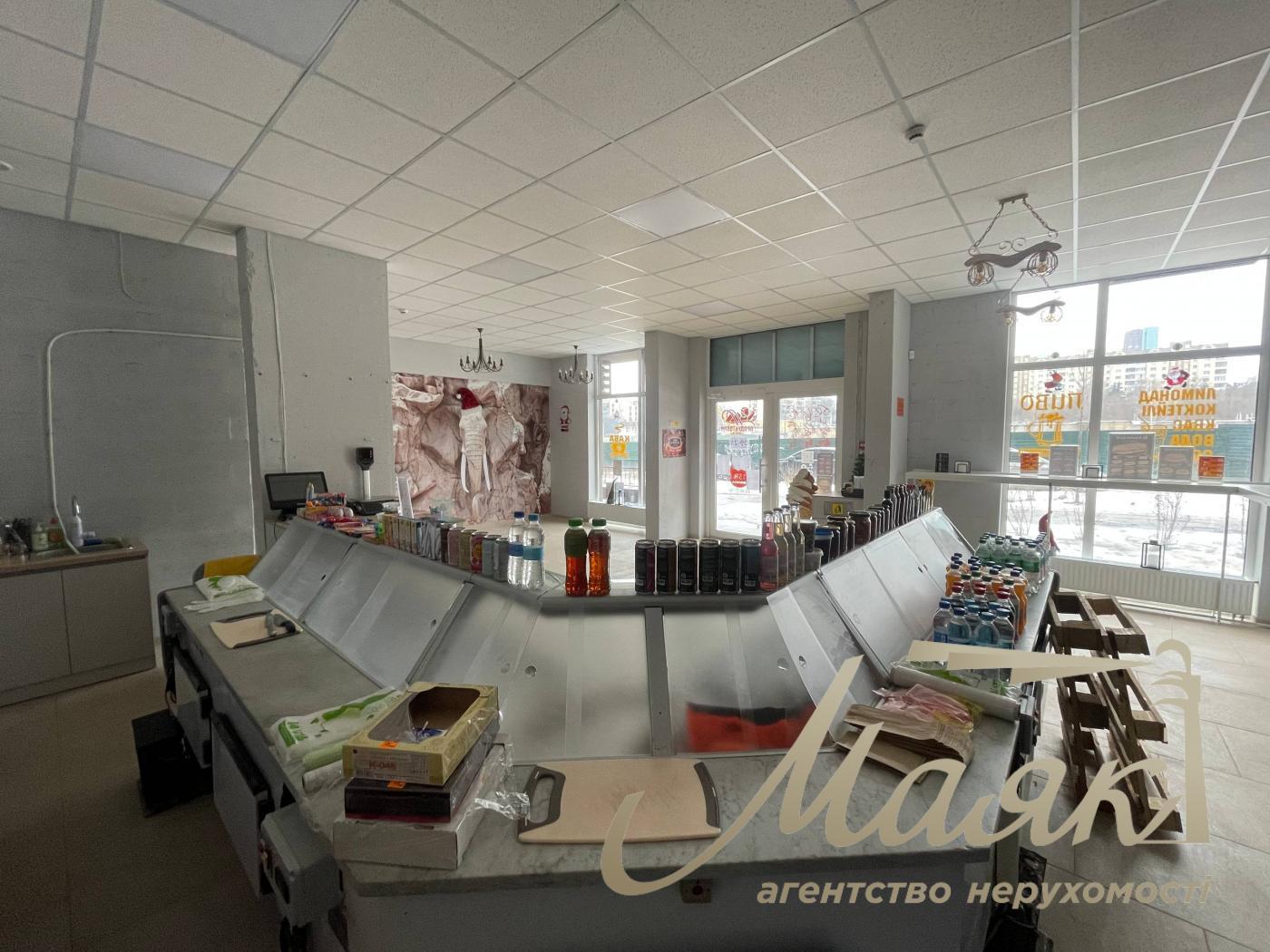 Оренда фасадного приміщення з ремонтом ЖК Варшавський 2 вул. Грекова 2 Поділ