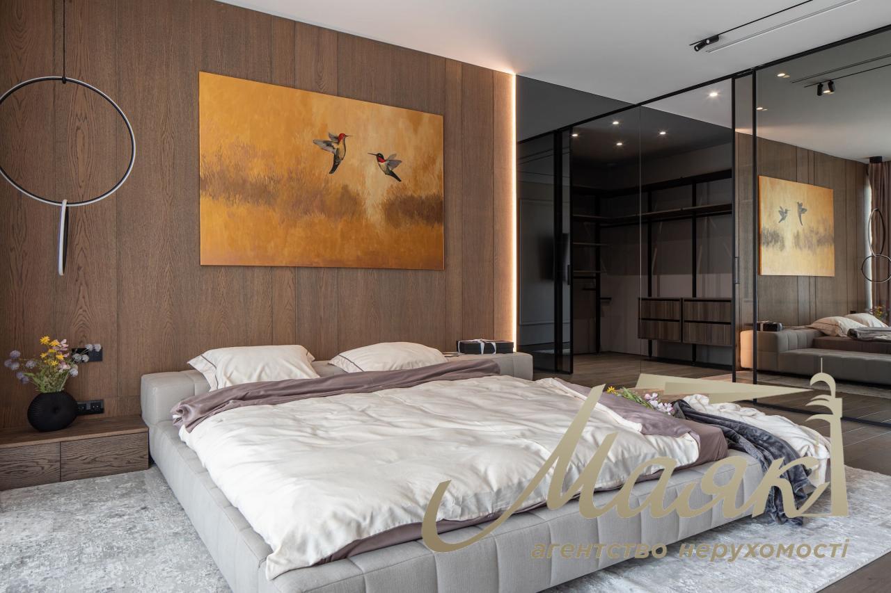 Продажа дуплекса с ремонтом в КГ "Конык" (Голосеевский р-н)