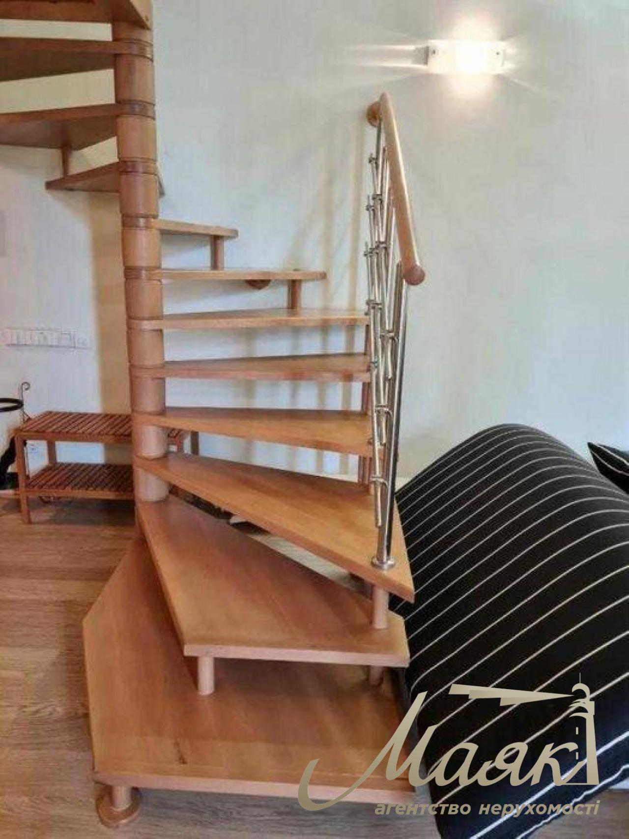 Sale two-level apartment Khreshchatyk