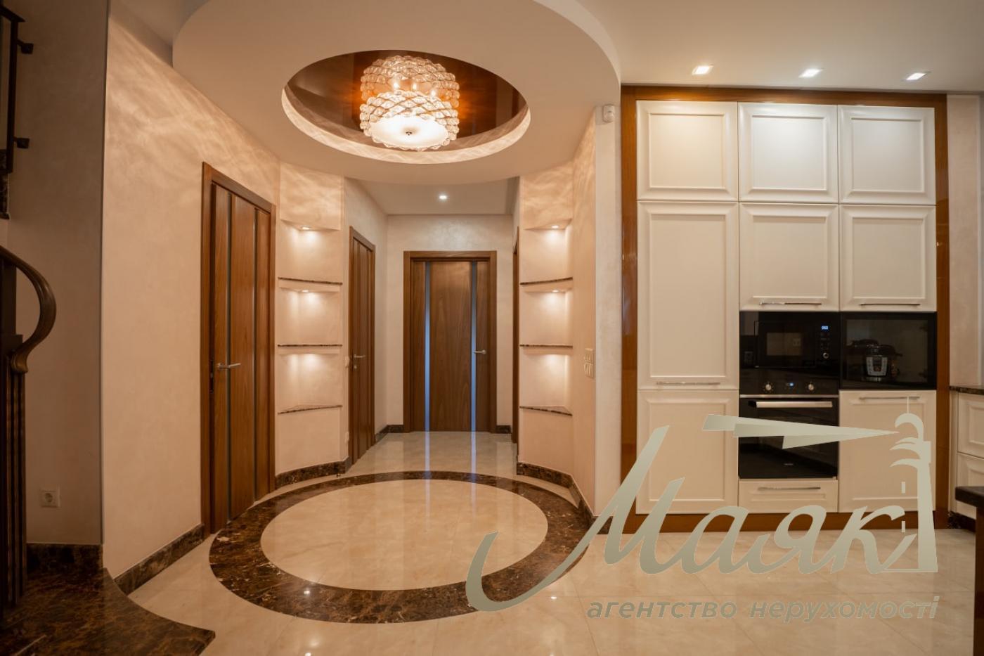 Продаж будинку/таунхауса 200м2 Оболонь, Київ