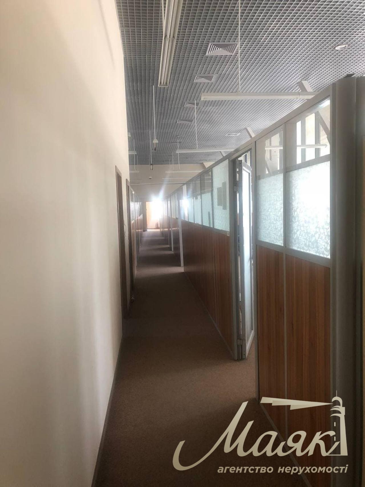 Office space for rent 550m2 on Stolichka street