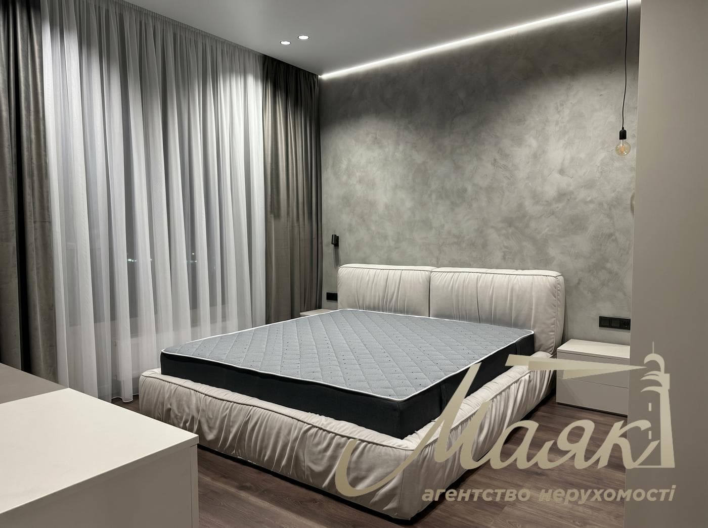 Оренда 4-кімнатної квартири в ЖК "Новопечерські Липки", 132м², вул. Андрія Верхогляда 19-А, Київ