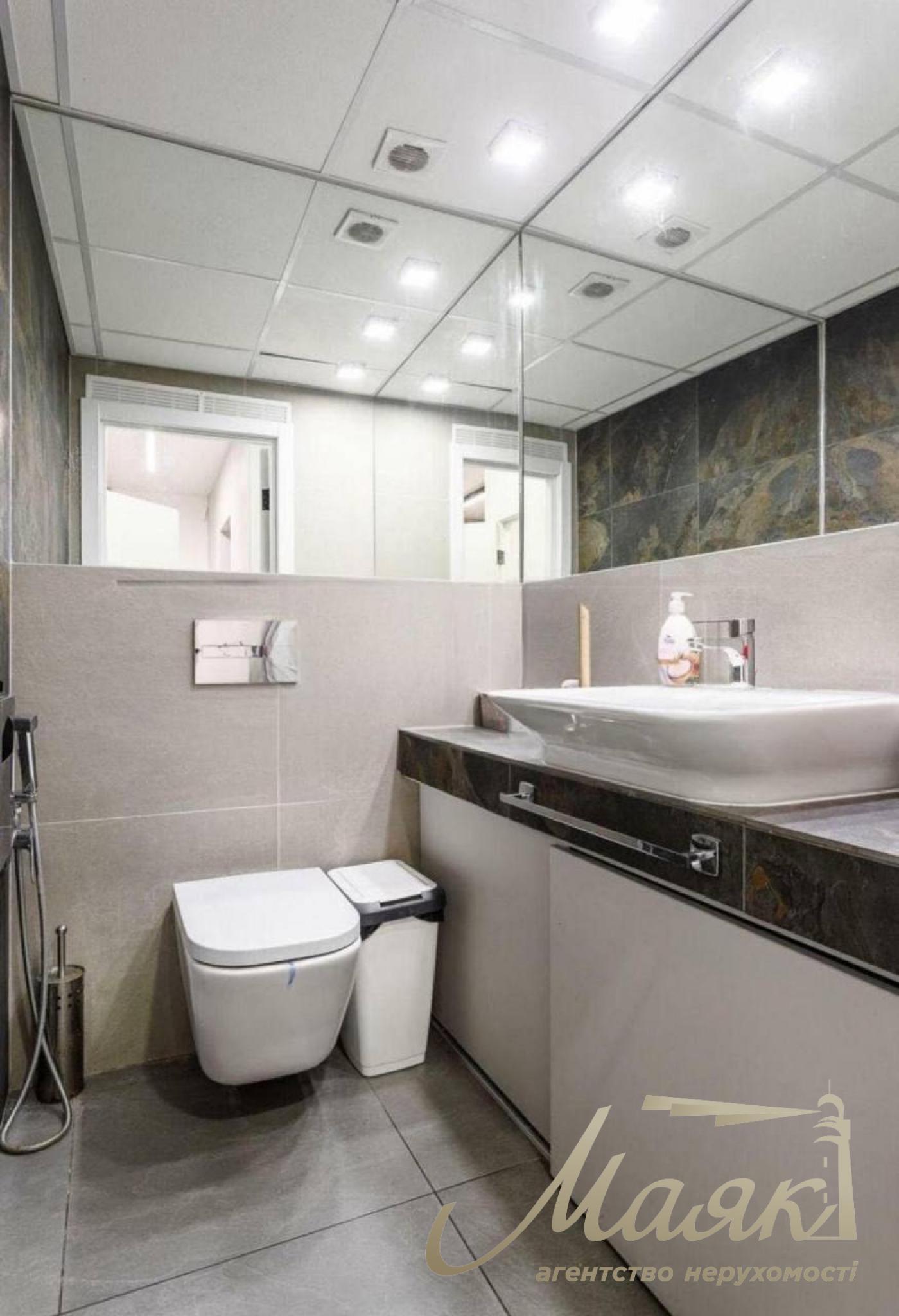 Оренда офісу 60м2 на пер.Лабораторний 22, Печерськ