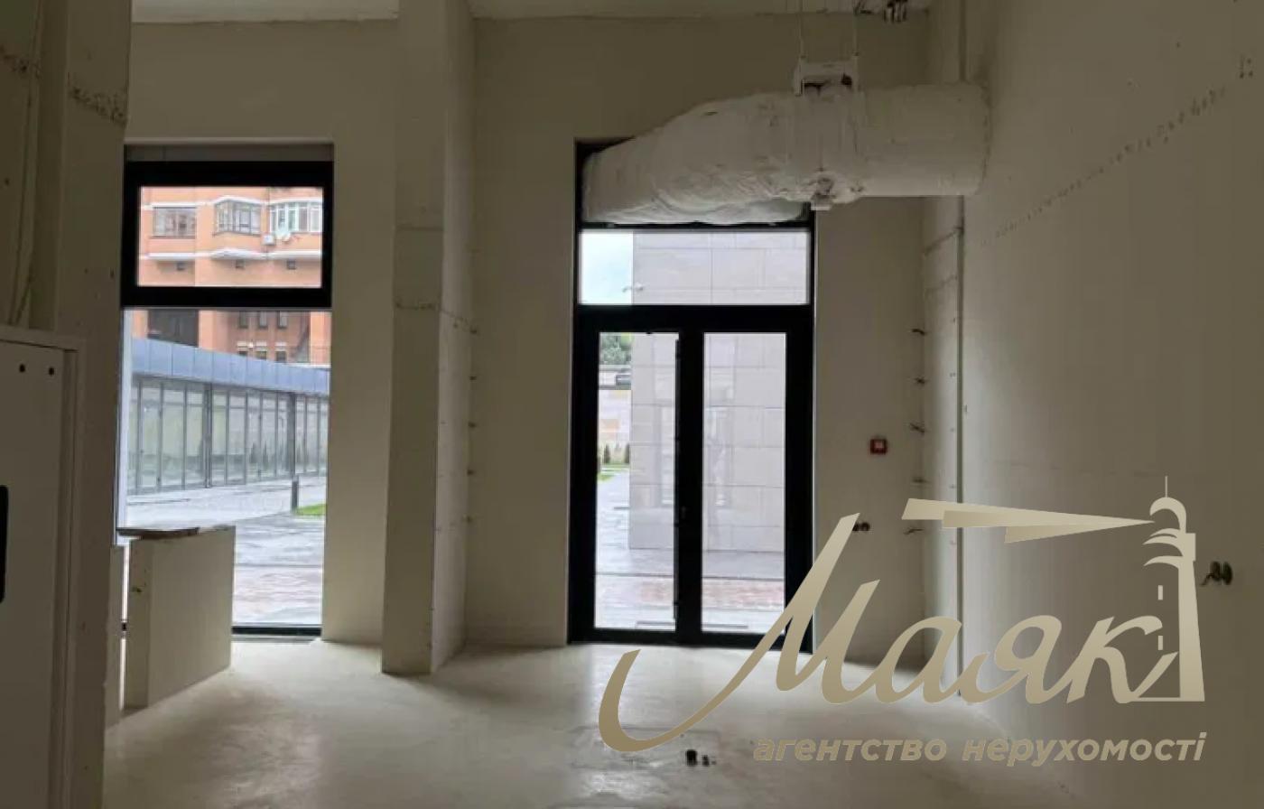Оренда фасадного приміщення 118м2 в ЖК "Ярославів Град" Золоті Ворота